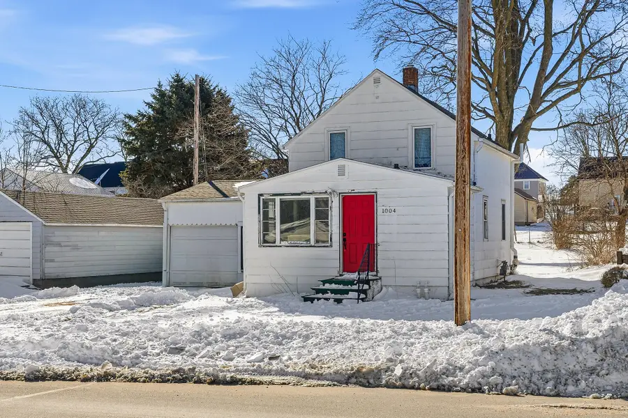 1004 E Main St, Caledonia, MN 55921 - #2