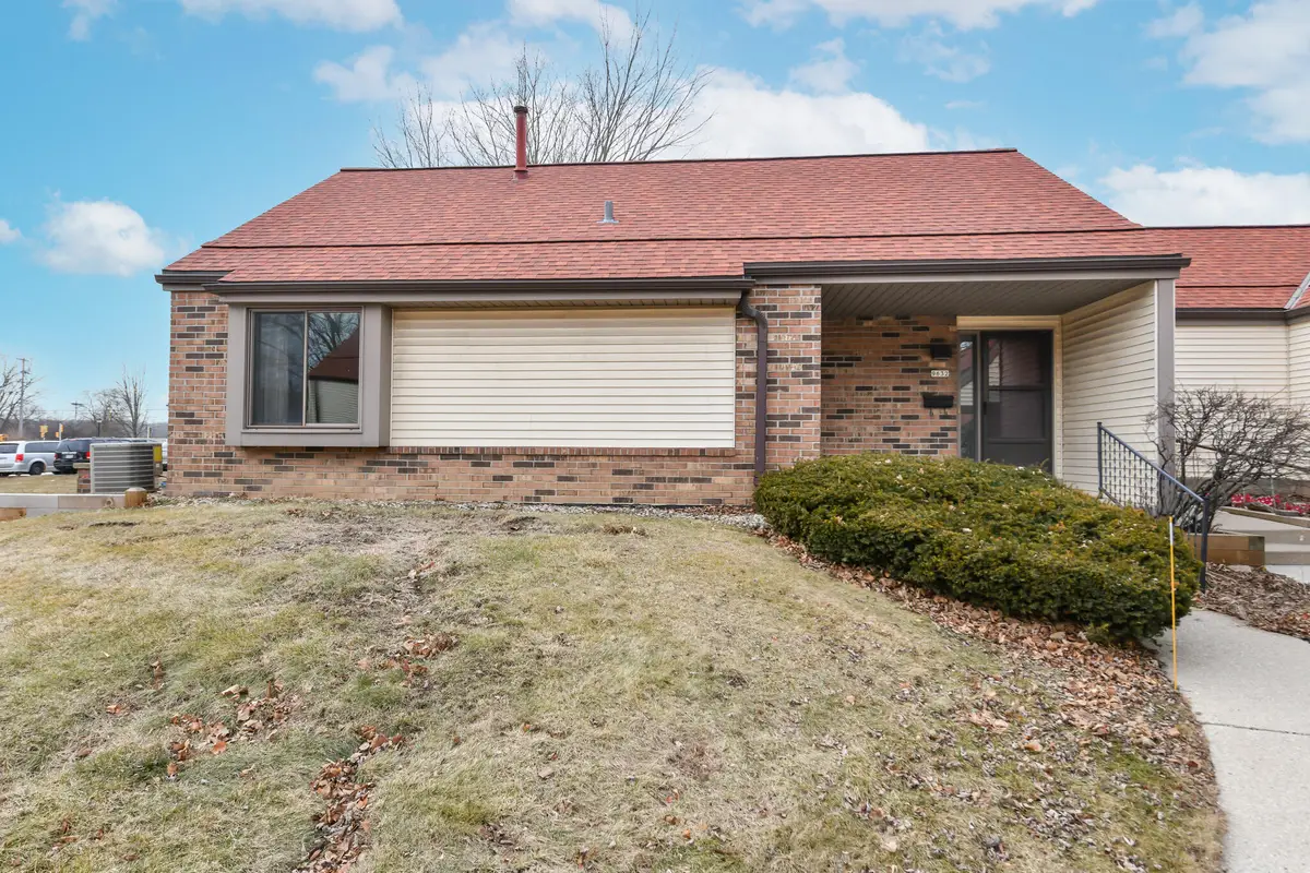 9632 W Bradley Rd, Milwaukee, WI 53224 - #1