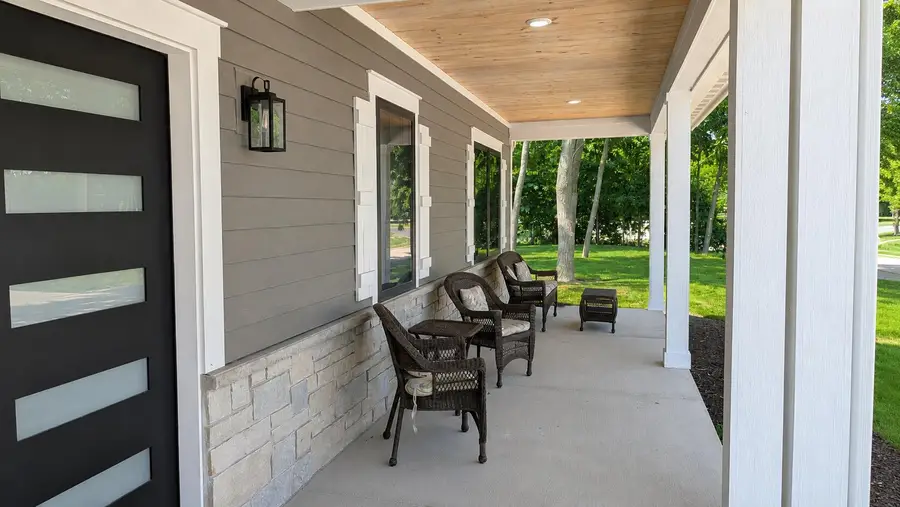 1620 Prestwick Dr, Geneva, WI 53147 - #3