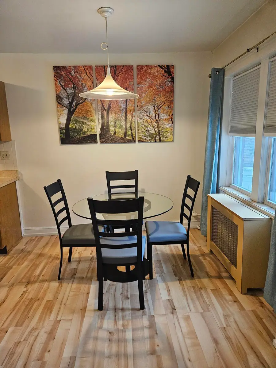 1028 E Juneau Ave, Milwaukee, WI 53202 - #3