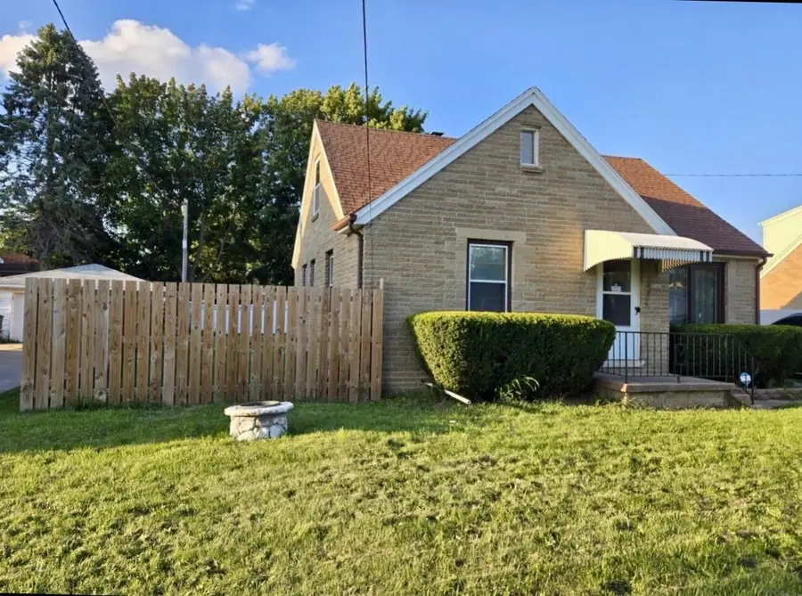 3624 E College Ave, Cudahy, WI 53110 - #2