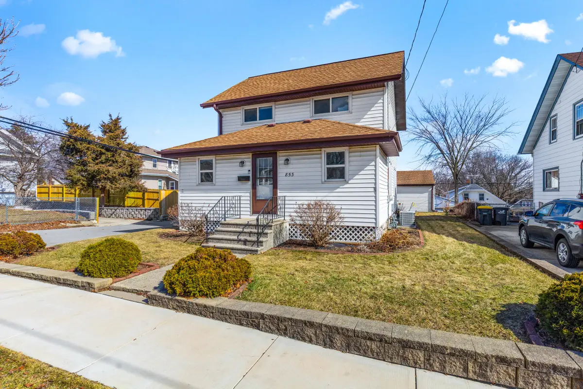 853 Genesee St, Waukesha, WI 53186 - #1