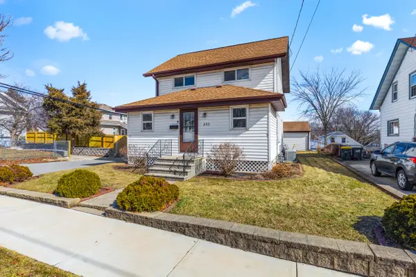 853 Genesee St, Waukesha, WI 53186