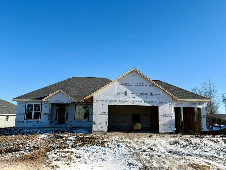 1403 Greystone Dr, Plymouth, WI 53073 - #2