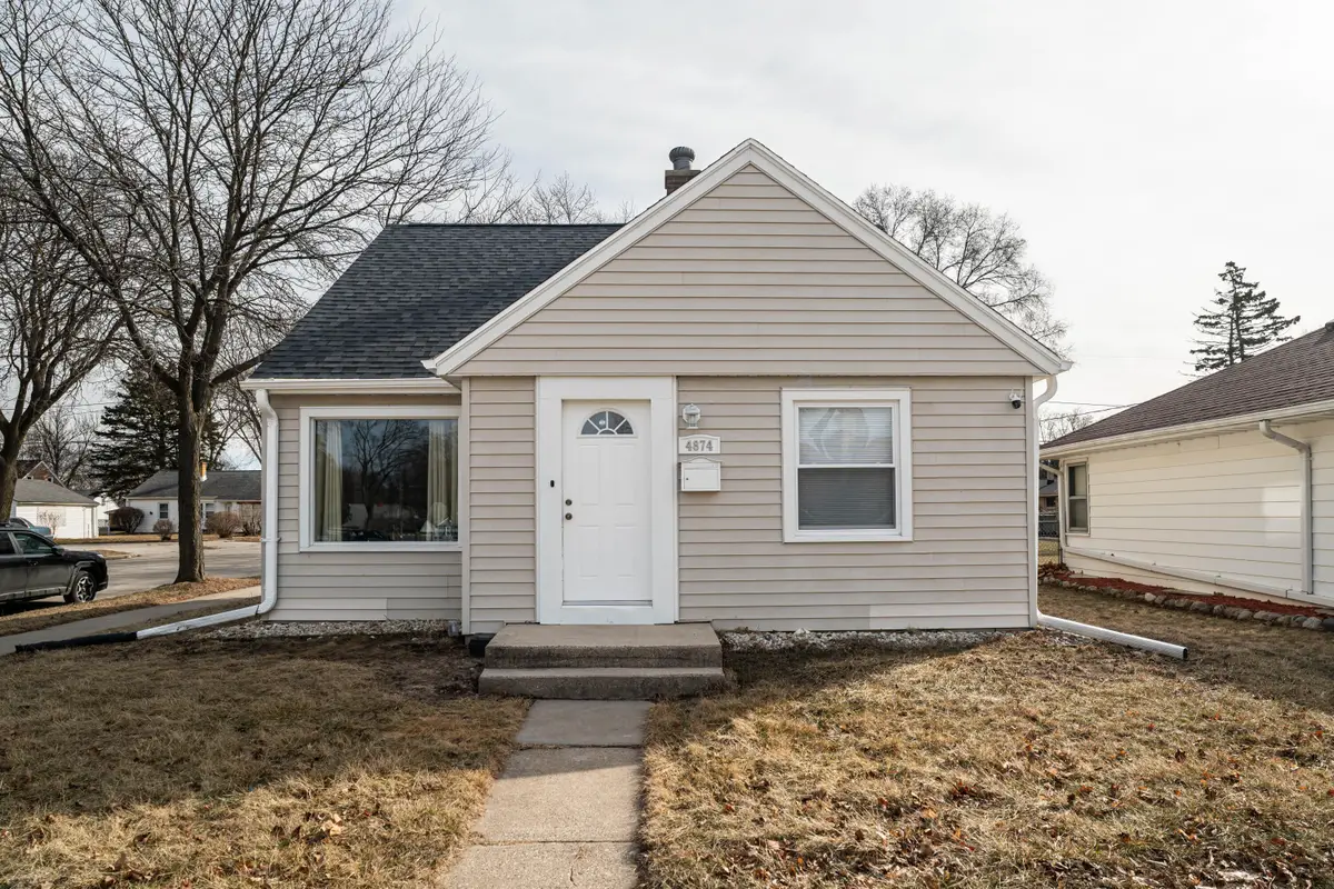 4874 N 73rd St, Milwaukee, WI 53218 - #1