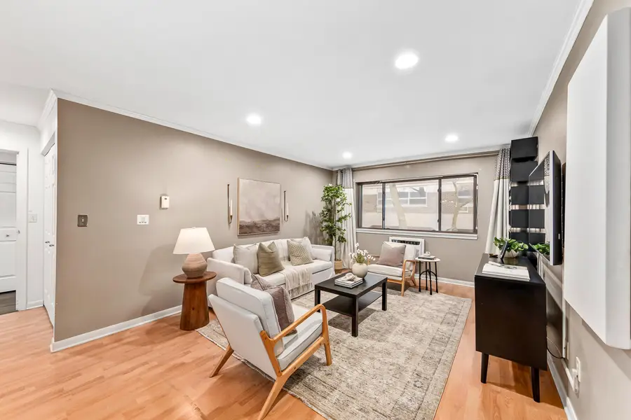 1108 N Milwaukee St, Milwaukee, WI 53202 - #3