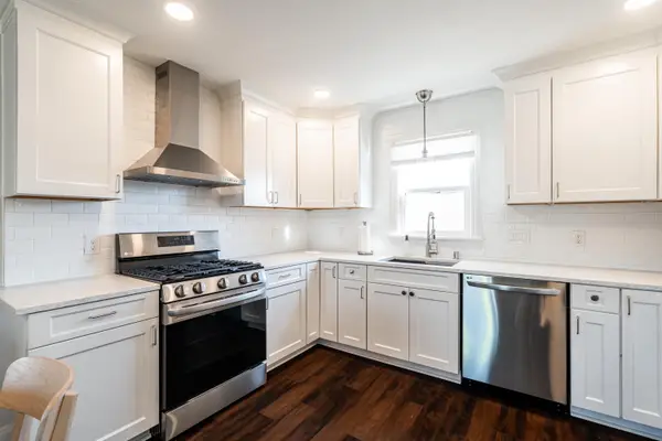 3200 S Chase Ave, Milwaukee, WI 53207