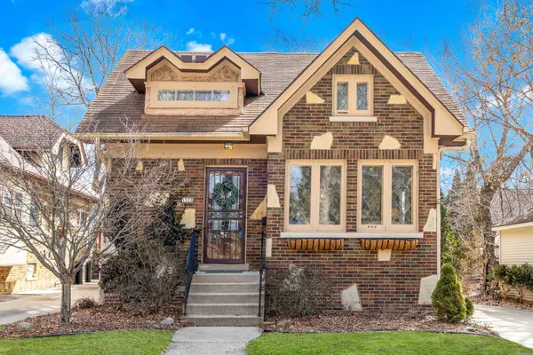 1920 N 86th St, Wauwatosa, WI 53226