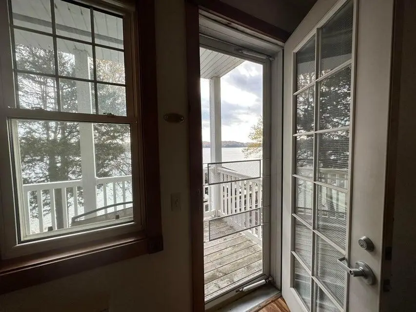 281 Victorian Village Dr, Elkhart Lake, WI 53020 - #3