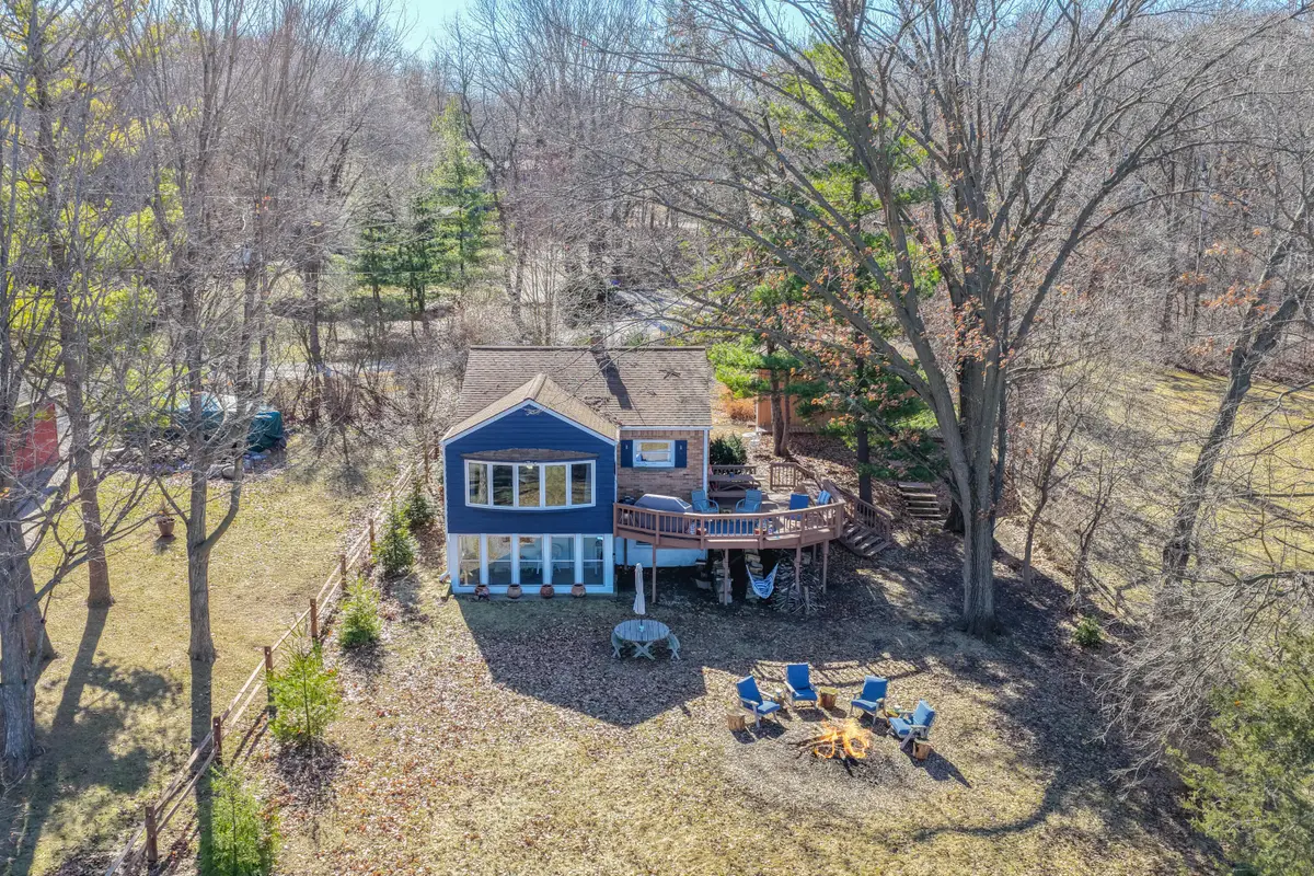 N6997 Oakwood Rd, Richmond, WI 53190 - #1