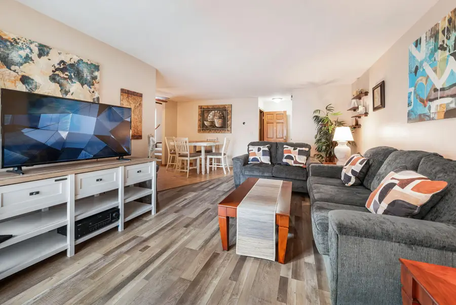 6360 S 20th St, Milwaukee, WI 53221 - #3