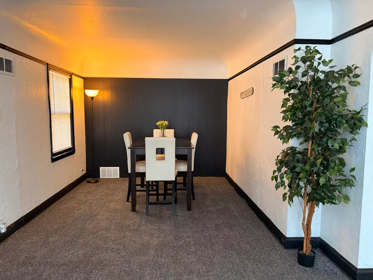 4235 W Fairmount St, Milwaukee, WI 53209 - #1