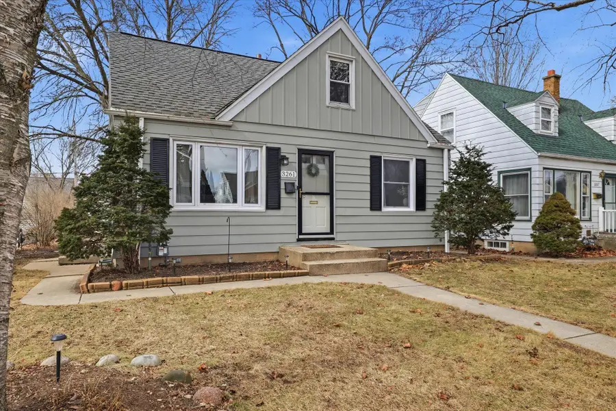 3261 N 86th St, Milwaukee, WI 53222 - #2