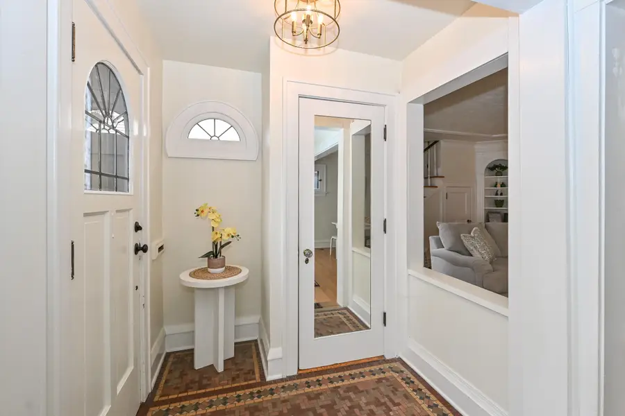 1705 N 68th St, Wauwatosa, WI 53213 - #2