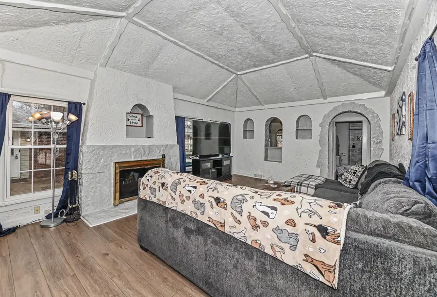 W155 Hilltop Dr, Bloomfield, WI 53128 - #2