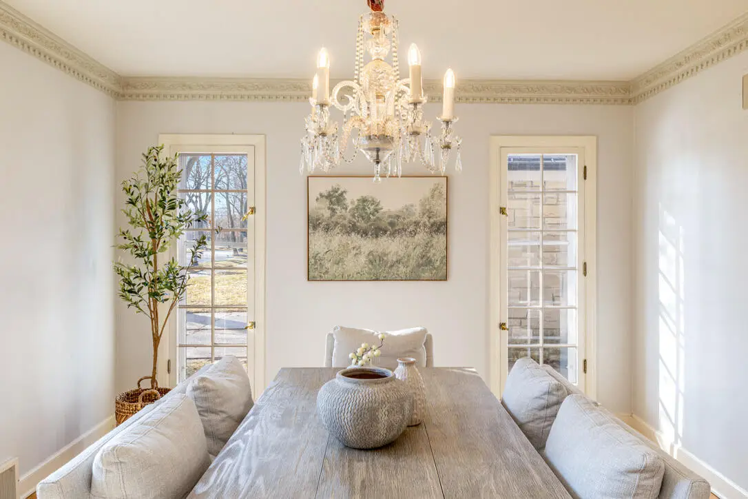 4665 N Ardmore Ave, Whitefish Bay, WI 53211 - #1