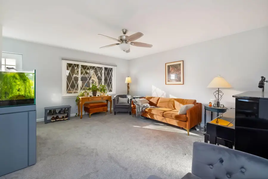 3942 S Troy Ave, Saint Francis, WI 53235 - #3