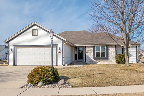 4024 Stillwater Cir, Waukesha, WI 53189