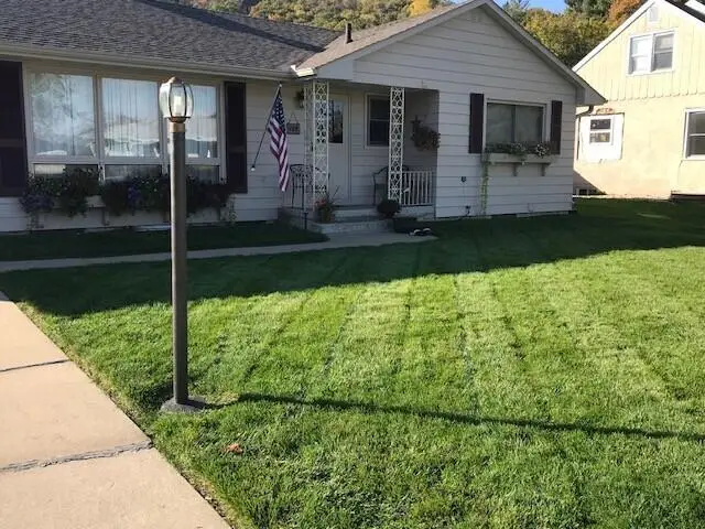 109 Hill St N, La Crescent, MN 55947 - #3