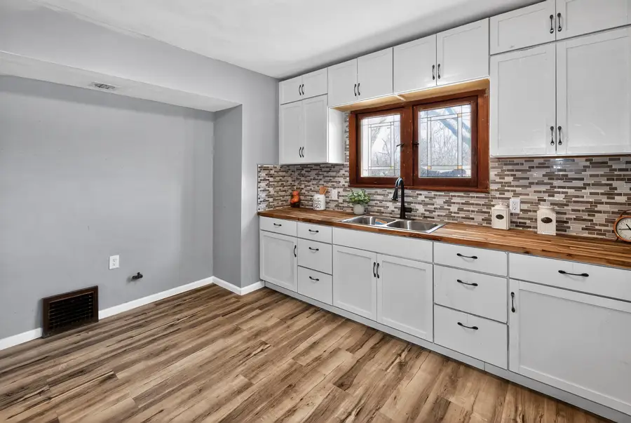 4246 N 21st St, Milwaukee, WI 53209 - #3