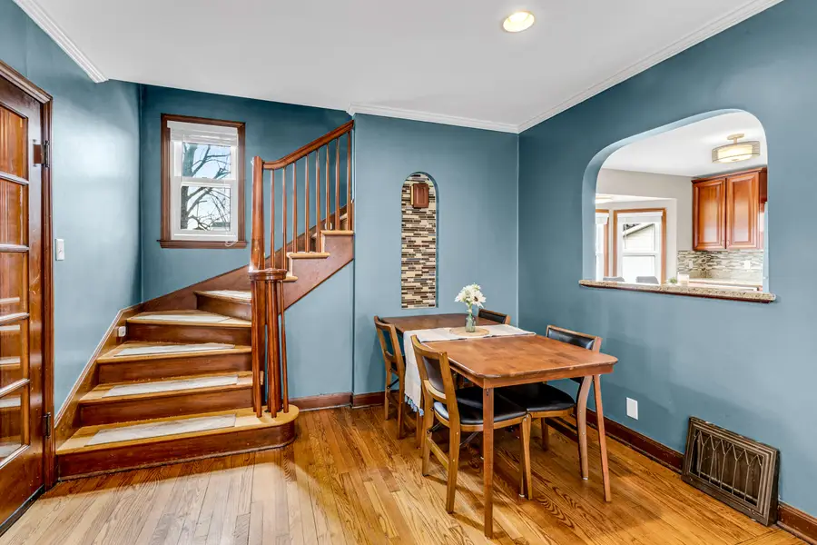 3527 S 82nd St, Milwaukee, WI 53220 - #3