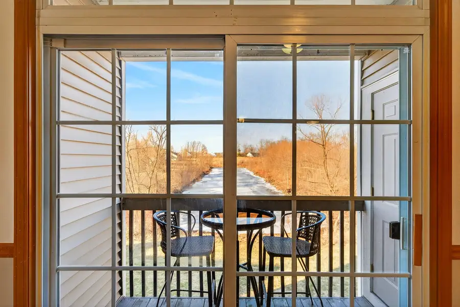 772 Bridlewood Dr, Hartford, WI 53027 - #2