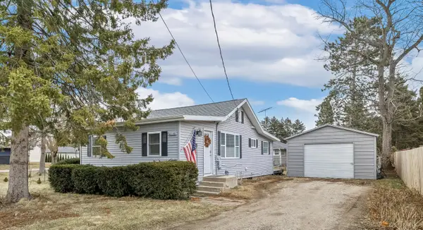 N1340 Cedar Rd, Bloomfield, WI 53128