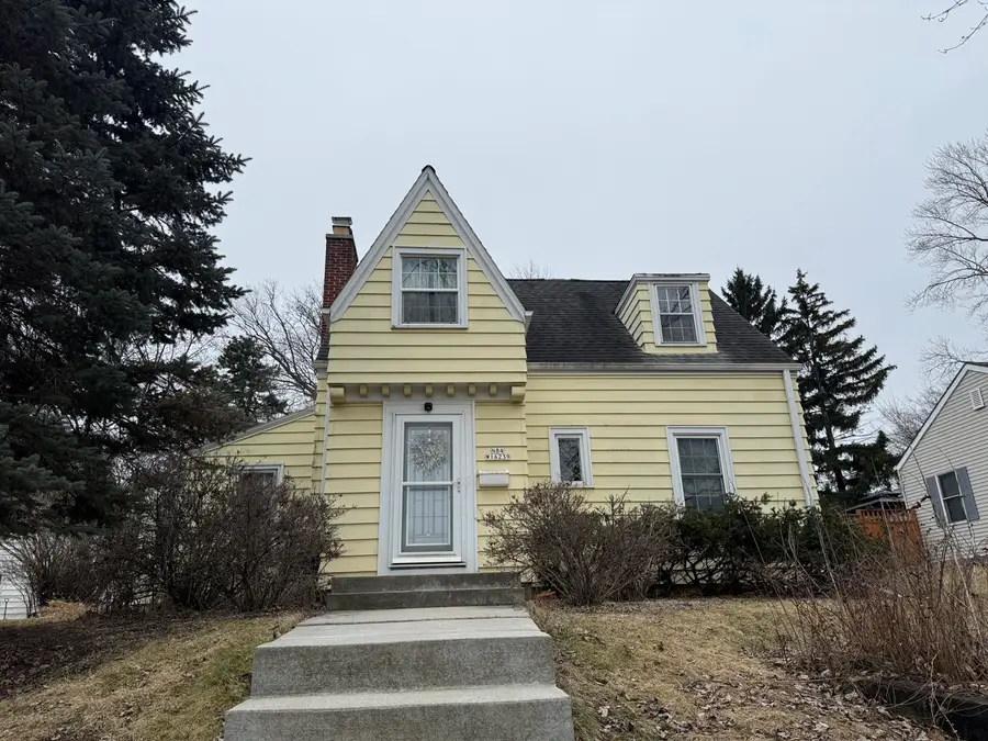 N84W16239 Elsie Ave, Menomonee Falls, WI 53051 - #2