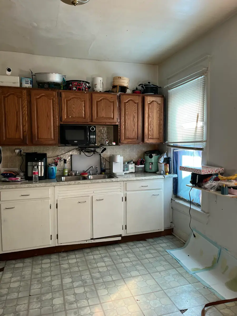 1932 S 31st St, Milwaukee, WI 53215 - #2