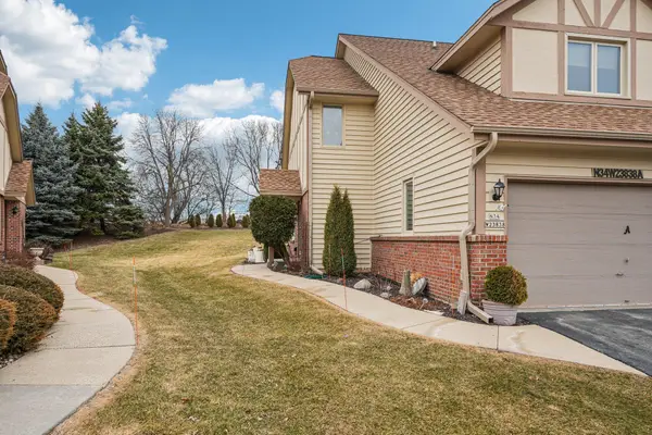 N34W23838 Grace Ave, Pewaukee, WI 53072
