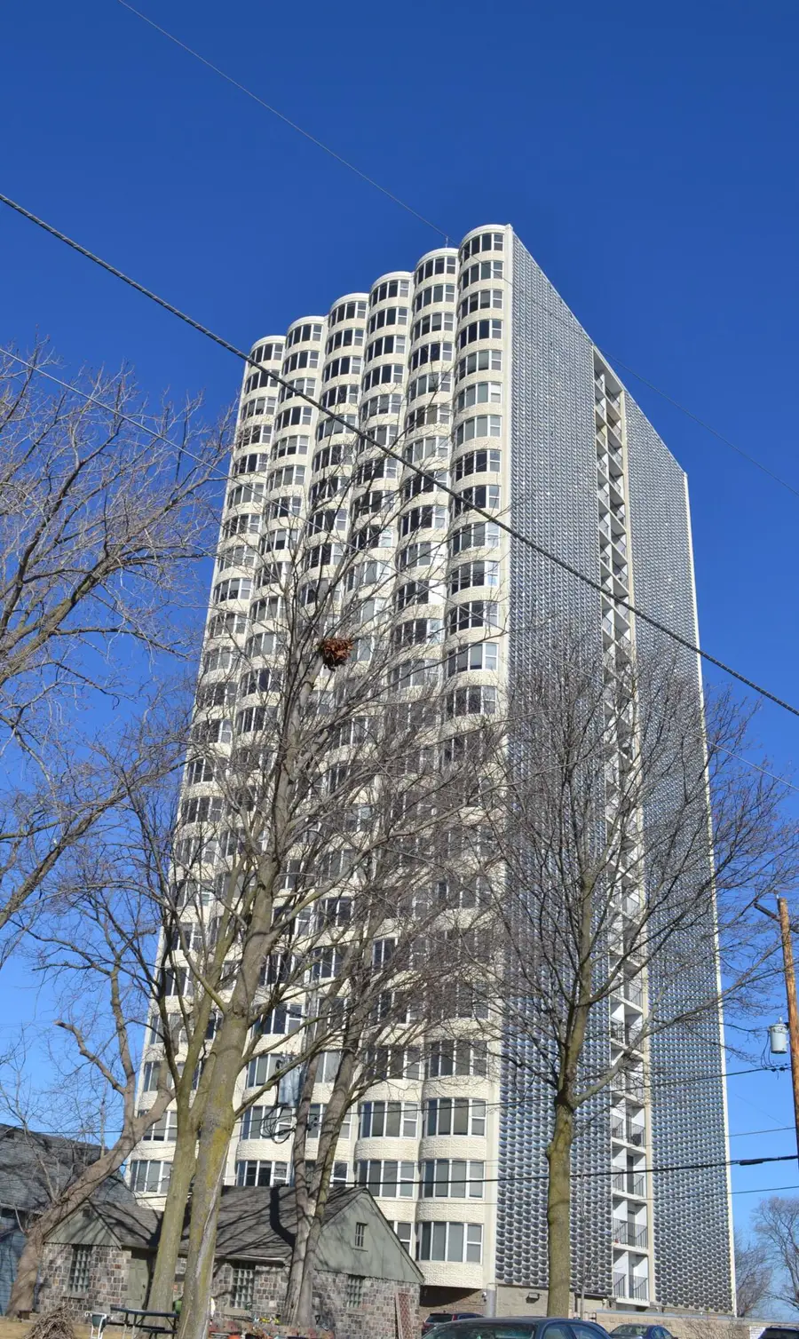 2525 S Shore Dr, Milwaukee, WI 53207 - #3