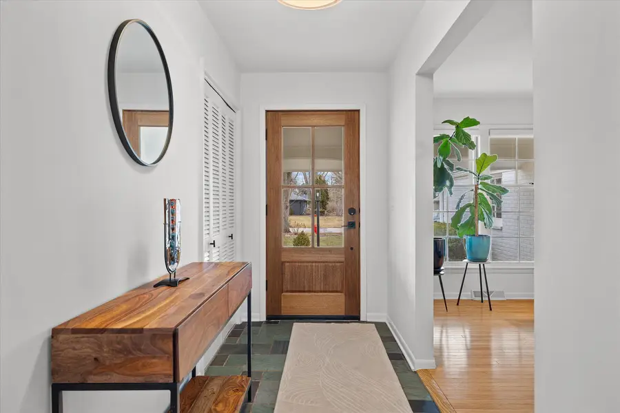 7317 N Crossway Rd, Fox Point, WI 53217 - #2