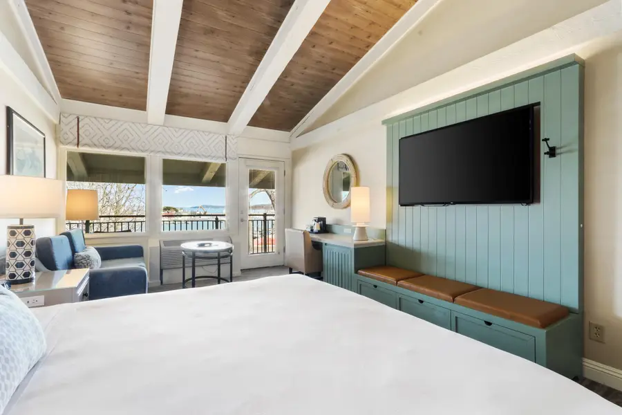 269 Fontana Blvd, Fontana, WI 53125 - #3