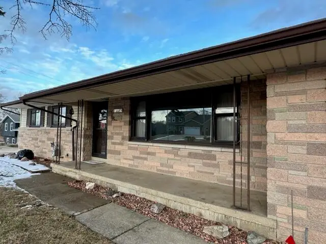 1858 East Dr, East Troy, WI 53120 - #2