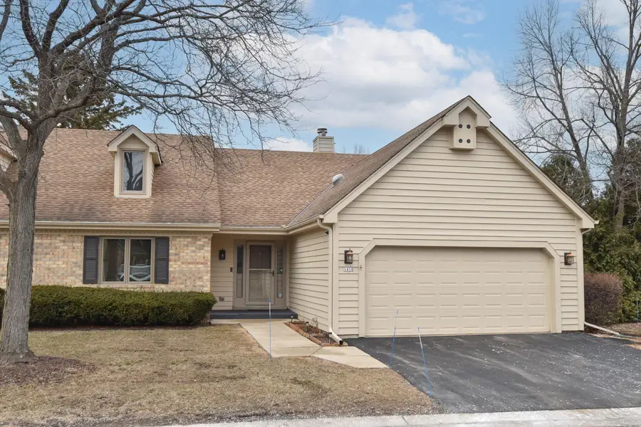 5458 Wild Cherry Cir, Greendale, WI 53129 - #2