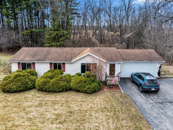 N1191 Walworth St, Bloomfield, WI 53128