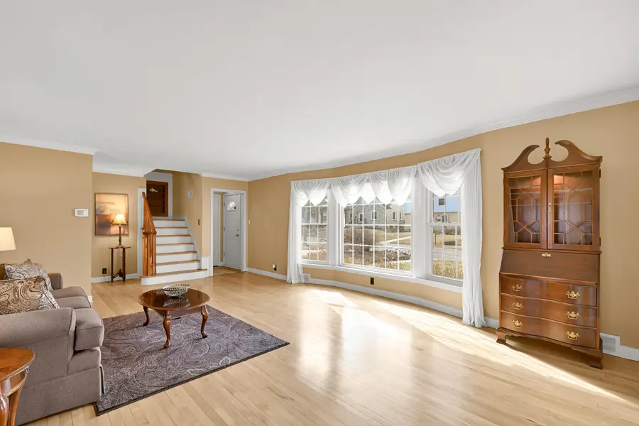 3220 S 44th St, Greenfield, WI 53219 - #2