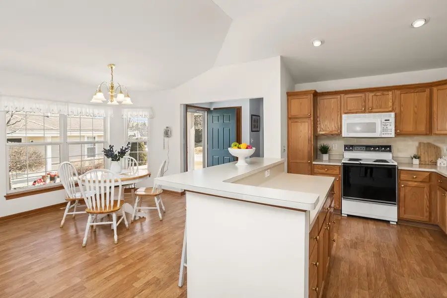 N96W14204 Knollcrest Ct, Germantown, WI 53022 - #3