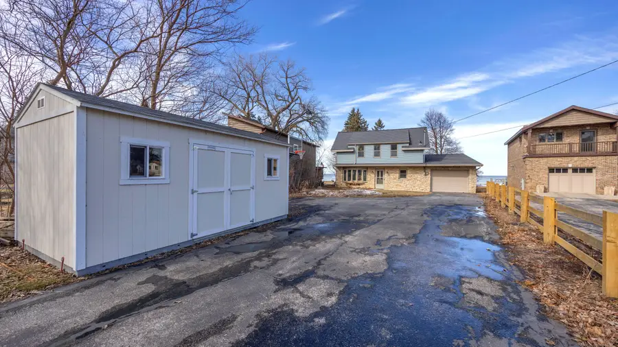 N7258 Winnebago Dr, Fond Du Lac, WI 54935 - #2