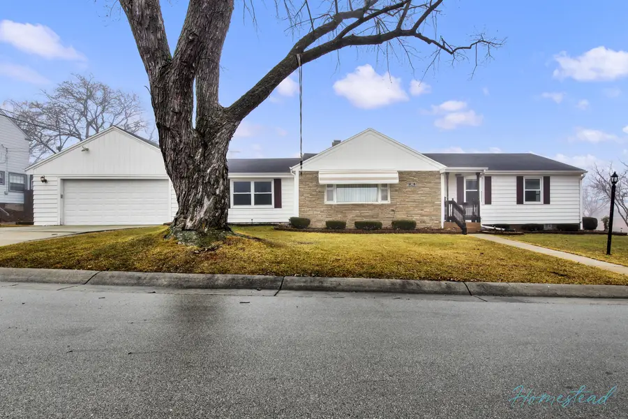 4630 W Anthony Dr, Greenfield, WI 53219 - #2