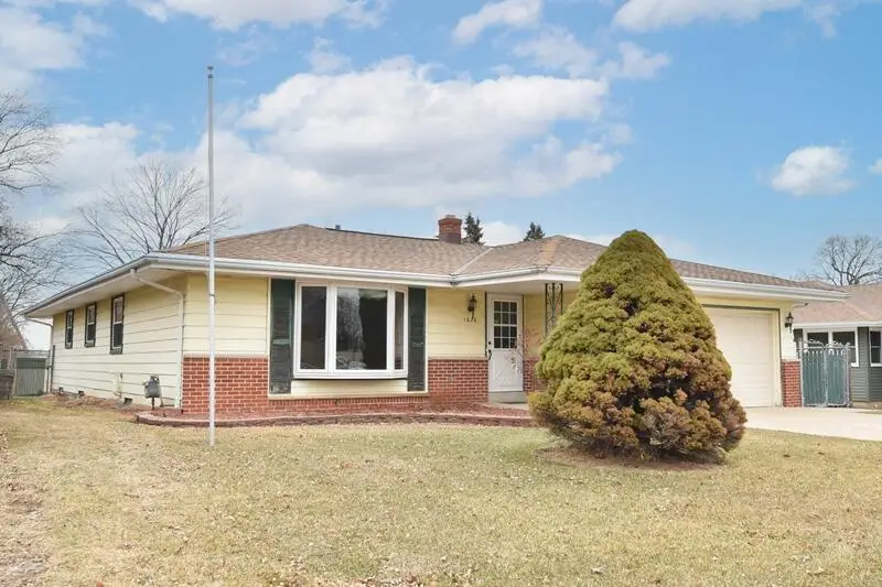 1620 Drexel Blvd, South Milwaukee, WI 53172 - #2