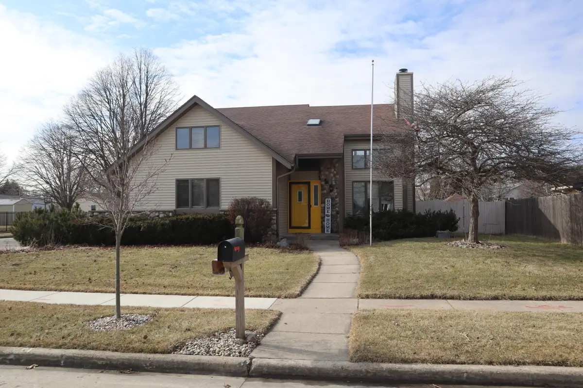 8126 61st Ave, Kenosha, WI 53142 - #1