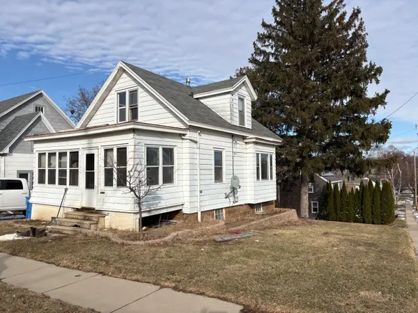 201 N Concord Ave, Watertown, WI 53094