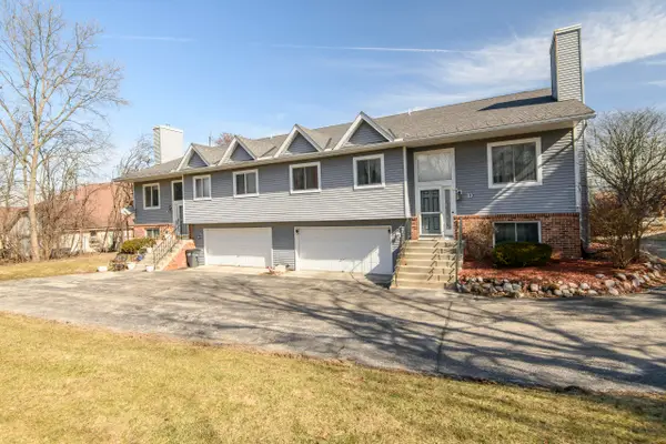 1901 Woodburn Rd, Waukesha, WI 53188
