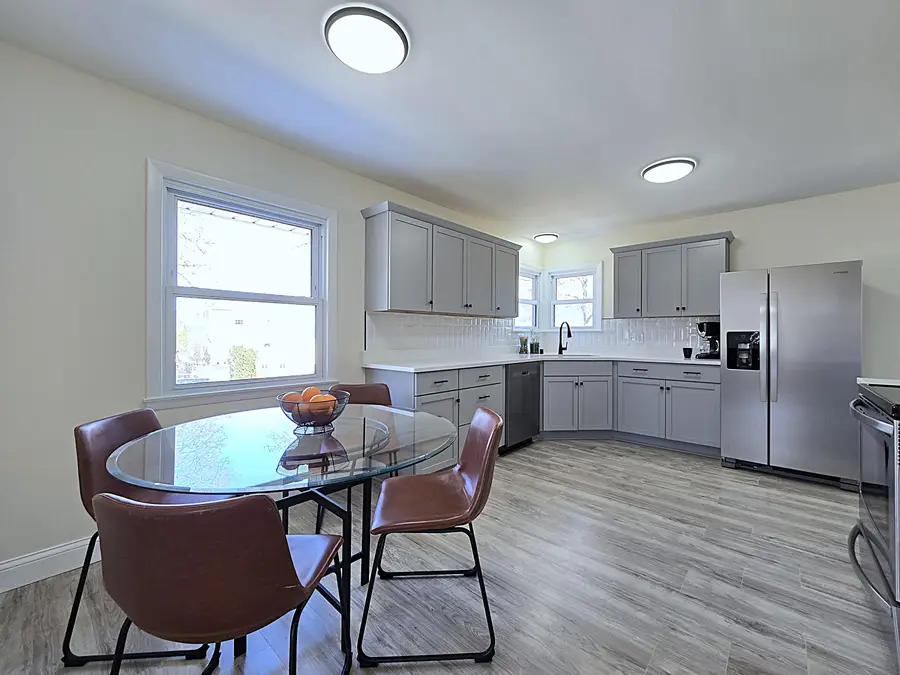 4448 S Lake Dr, Cudahy, WI 53110 - #3