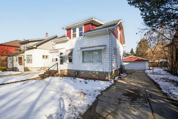 2840 N 58th St, Milwaukee, WI 53210