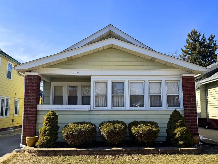 720 Monroe Ave, Racine, WI 53405 - #2