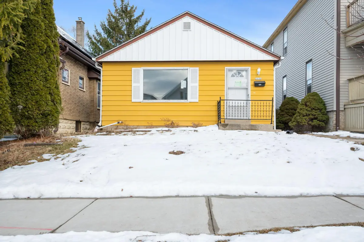 2030 S 77th St, West Allis, WI 53219 - #1
