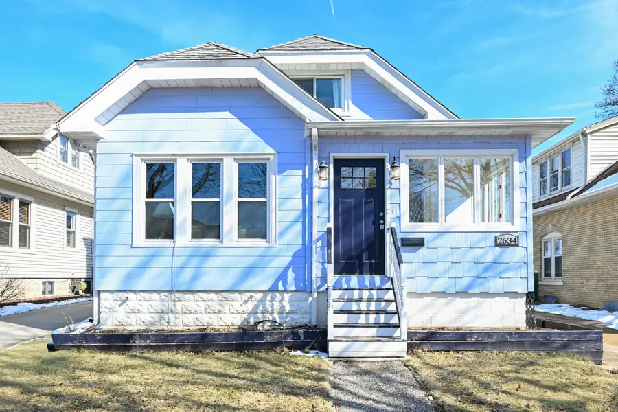 2634 N 71st St, Wauwatosa, WI 53213 - #2