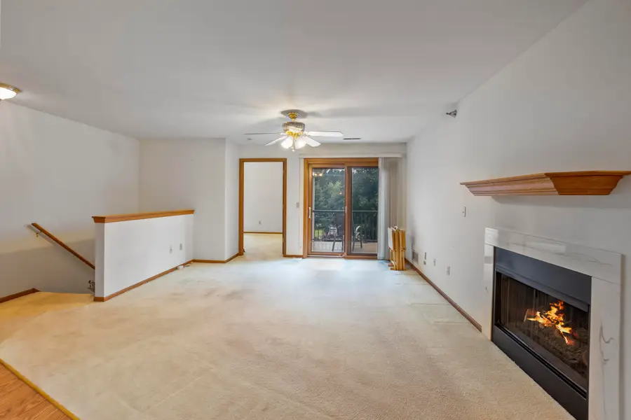 942 Oconomowoc Pkwy, Oconomowoc, WI 53066 - #3